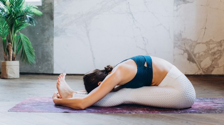 3 posturas de yoga para enderezar la espalda